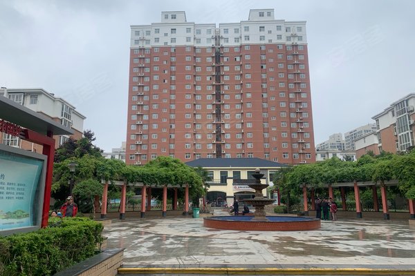 房产中介在线咨询，引领房产交易新时代的桥梁与纽带
