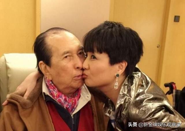 澳门赌牌背后的故事，揭秘赌牌背后的真相与历程