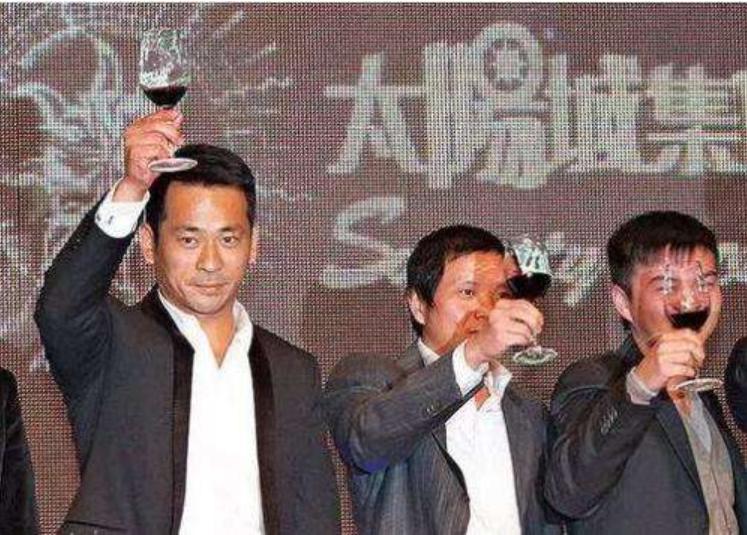 澳门赌牌背后的故事，深度解读与最新资讯视频概览