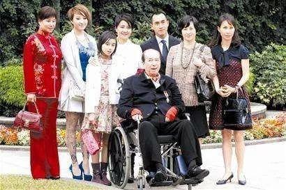 澳门赌牌详解，历史背景、意义与在线资源探索