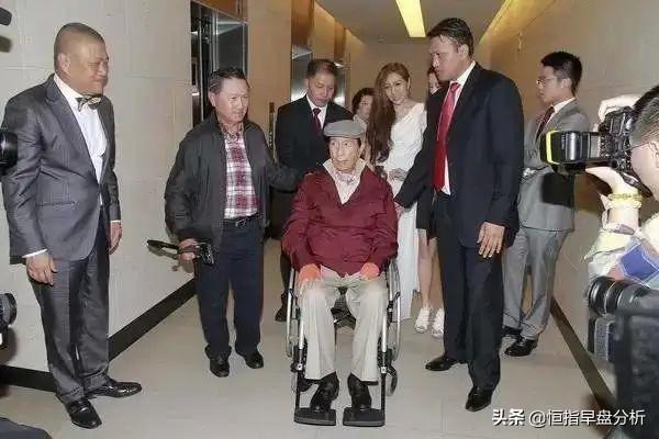 澳门赌牌背后的故事，深度解析与软件下载指南