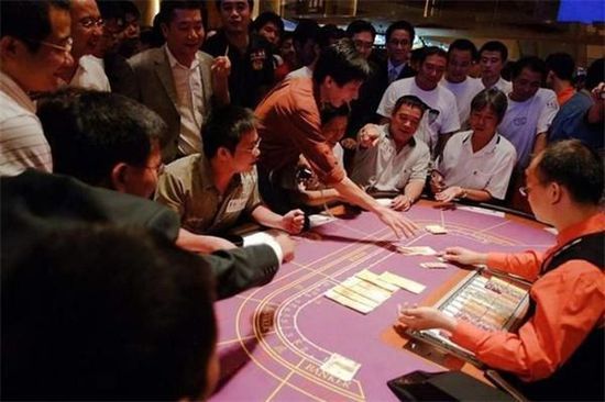 澳门赌牌详解，一张背后的故事与视频全攻略